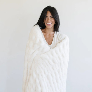 Double Ruched Throw Blanket - Snow